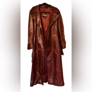 VTG Skiu Gear Leather Trench. Women’s medium.
